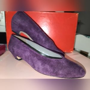 LIZ CLAIBORNE 6M Rubens Eggplant Suede Pumps
